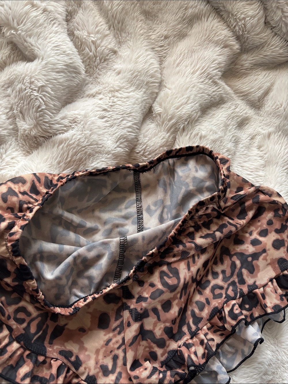 Leopard Ruffle Trim Pajama Shorts - Picture 2 of 3